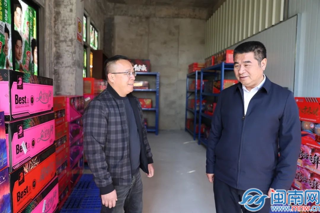 诏安县领导带队检查节前安全生产、食品安全和稳价保供工作(图3)