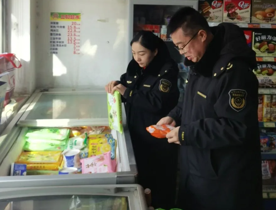 甘肃省敦煌市转渠口（黄渠）镇市场监管所开展元宵节食品市场专项检查(图1)