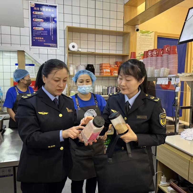 落实食品安全“两个责任” 严守餐饮服务安全底线——访黑龙江省市场监督管理局餐饮服务监督管理处(图4)