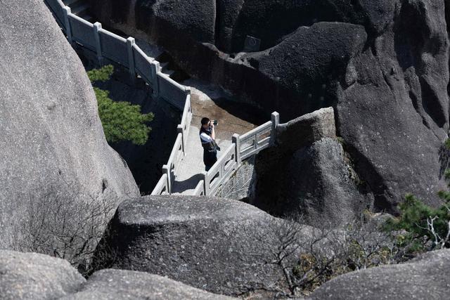 “双遗产”黄山：山峰“轮休” 美景常驻(图6)