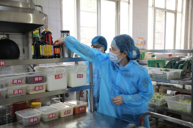 2025年湖北省食品安全“百姓点检日”走进随州职业技术学院(图4)