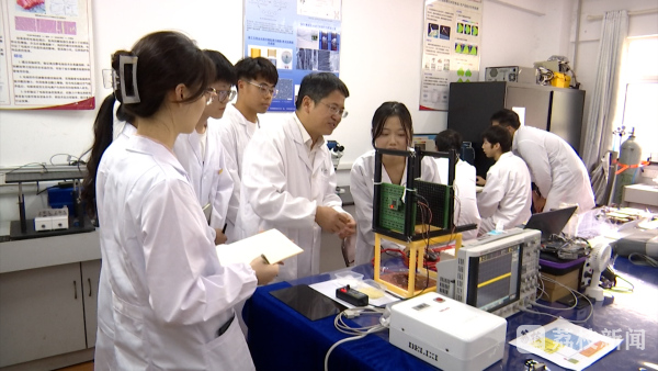 入选“全国高校黄大年式教师团队”江苏大学这个团队解决多项食品行业关键技术难题(图1)