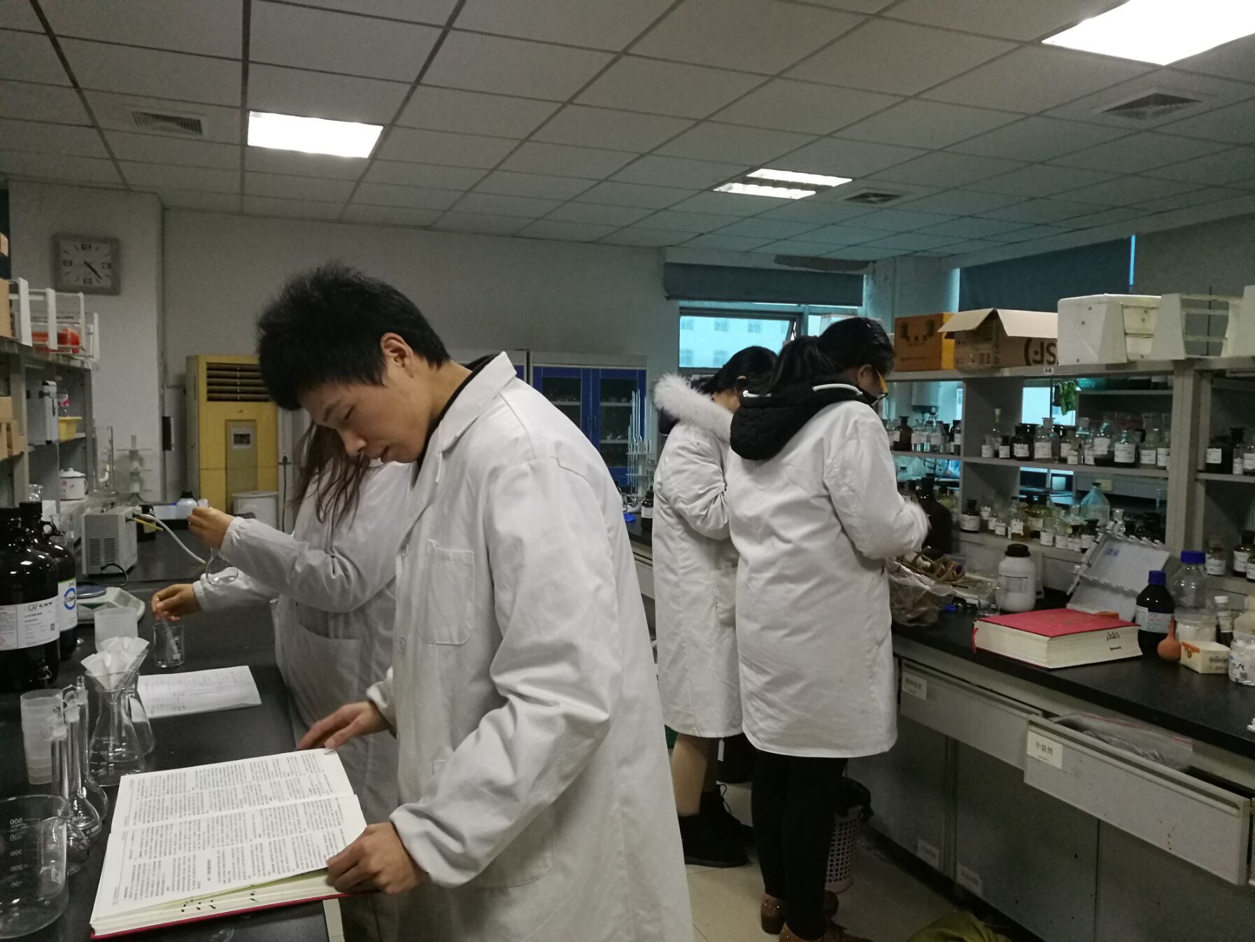 市场监管总局强化春节期间食品安全监管(图1)