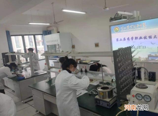 市食检中心召开2026年工作暨党风廉政建设会议(图1)